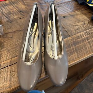 Soft Style Taupe Women's Heels